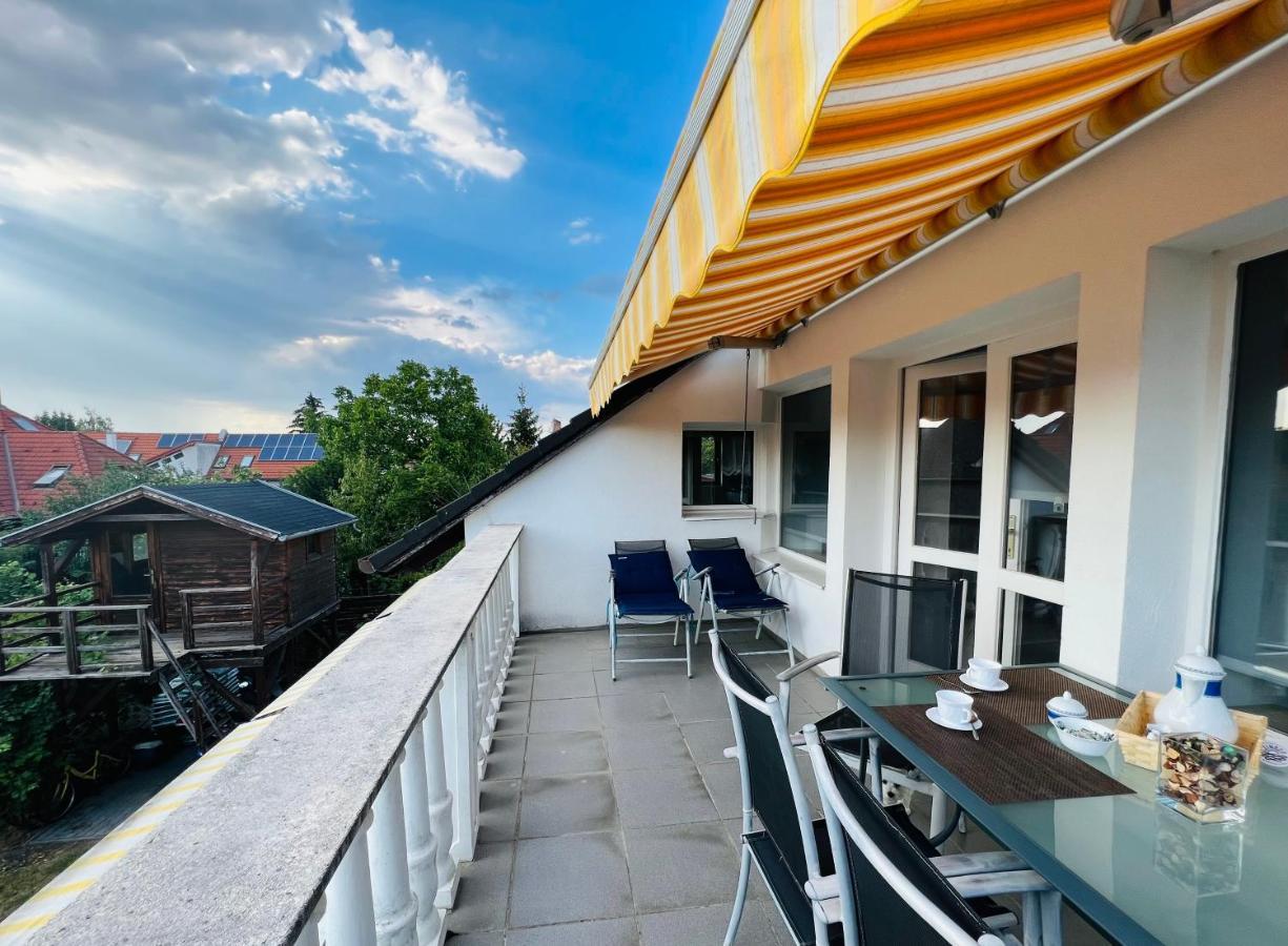 Heviz Apart Comfort Apartment Bagian luar foto